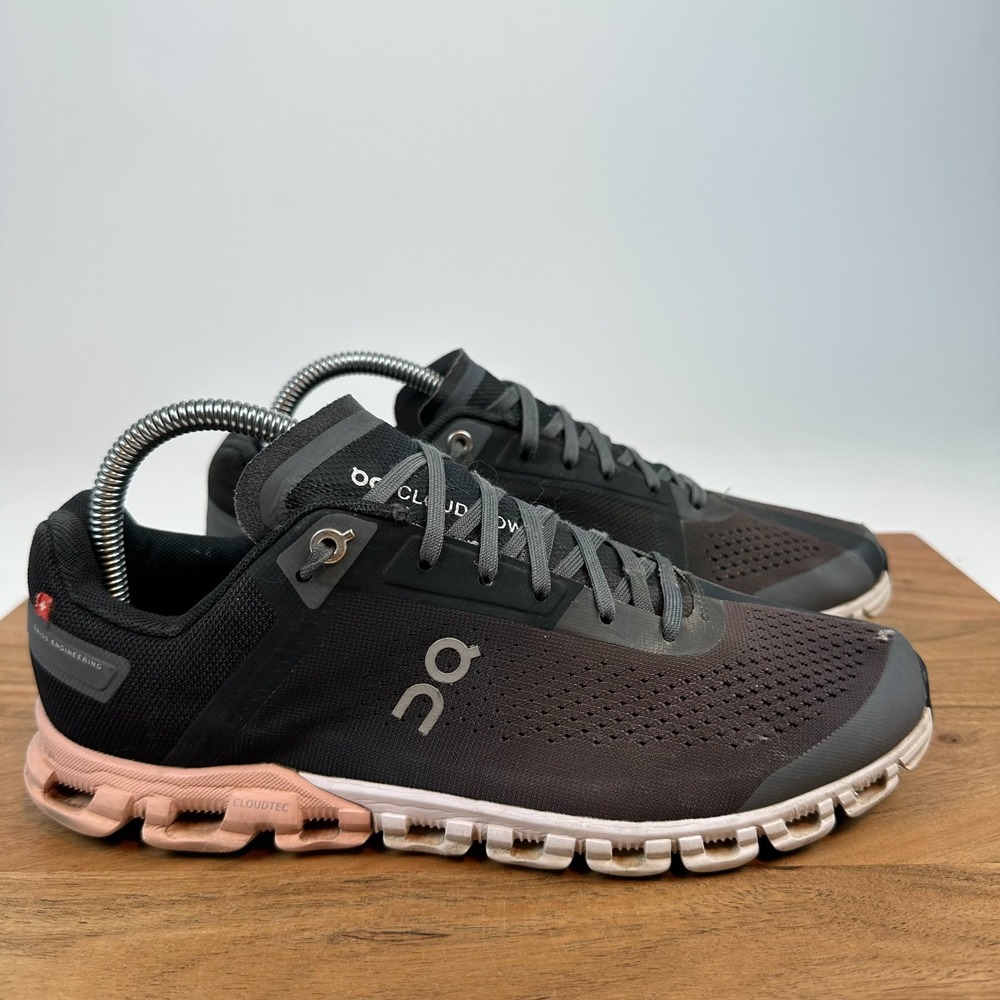 Womens On Cloudflow Gray Athletic Running Gym Road Sneakers Shoes Size 8‎ M